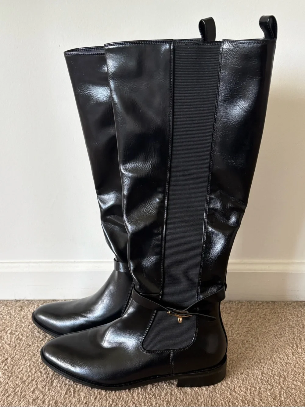 Torgeis black boots; size 8.5; NWOT